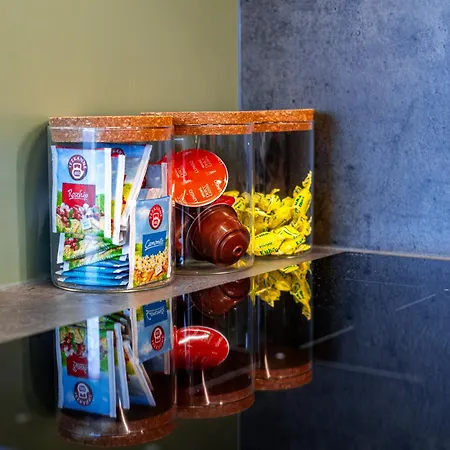 Jungle - Balcony & Easy Center Access アパート