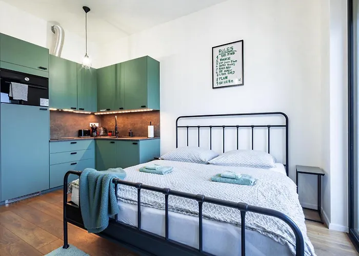 Jungle - Balcony & Easy Center Access アパート *