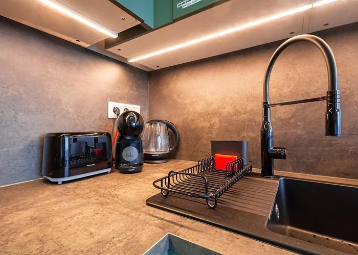 Apartman Jungle - Balcony & Easy Center Access *