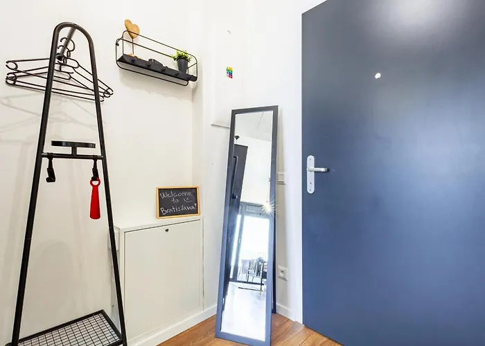 Jungle - Balcony & Easy Center Access Apartman