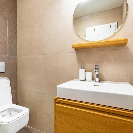 Jungle - Balcony & Easy Center Access Bratislava